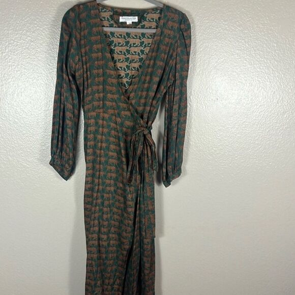 EMERSON FRY Bishop Sleeves Wrap Midi Dress  100% Rayon Dark Green Cheetah M - Picture 2 of 9